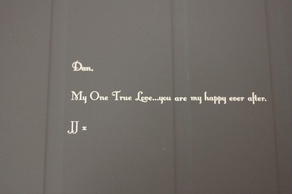 Inscription on iPad Smart Case